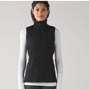 Lululemon run for cold vest in size 6 black
